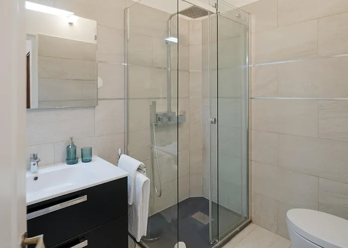 Apartment Guesthost - Seaview Terrace Mini Flat Sanremo