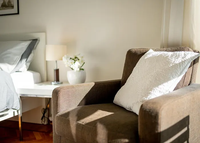 Guesthost - Seaview Terrace Mini Flat