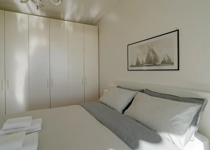 Guesthost - Seaview Terrace Mini Flat Sanremo