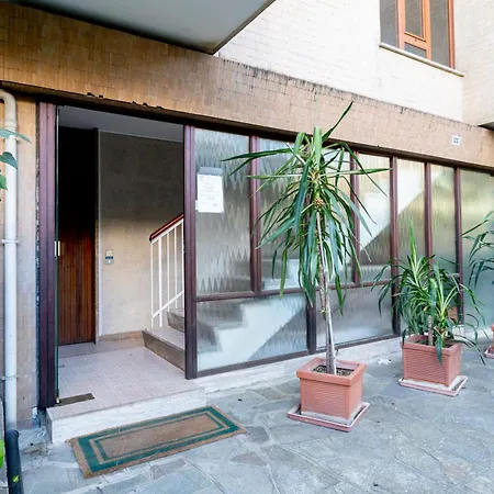 Guesthost - Seaview Terrace Mini Flat * Sanremo