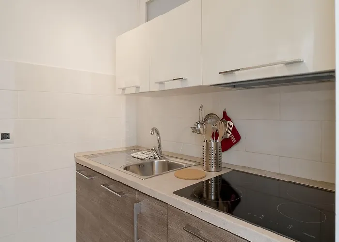 Guesthost - Seaview Terrace Mini Flat